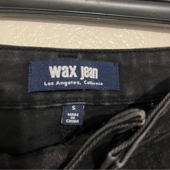 Wax Jean Black Denim Distressed Shorts Size Small - Picture 5 of 6